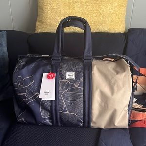 BRAND NEW NWT Herschel Novel Duffel Bag (No longer available in this pattern)
